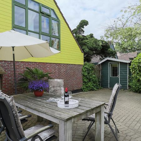 Cosy Holiday Home In Noordwijkerhout Near Lake Exterior photo